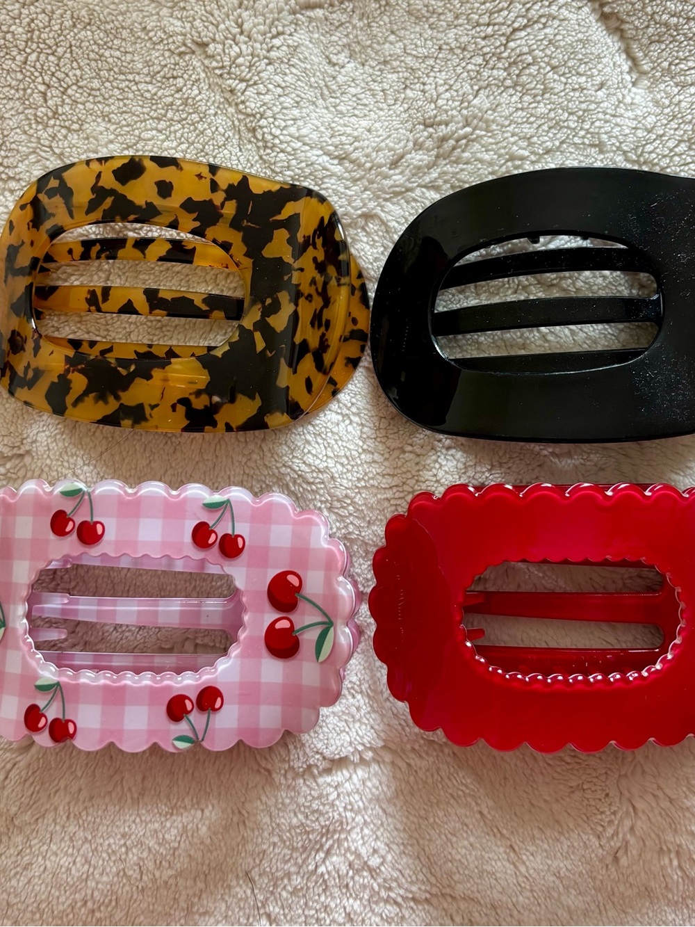 Flat back hair clips set